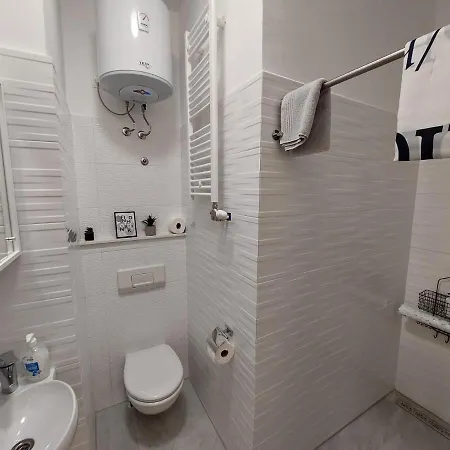 Lipotica Guest house *