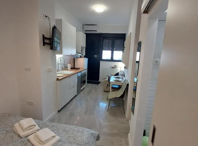 ゲストハウス Lipotica