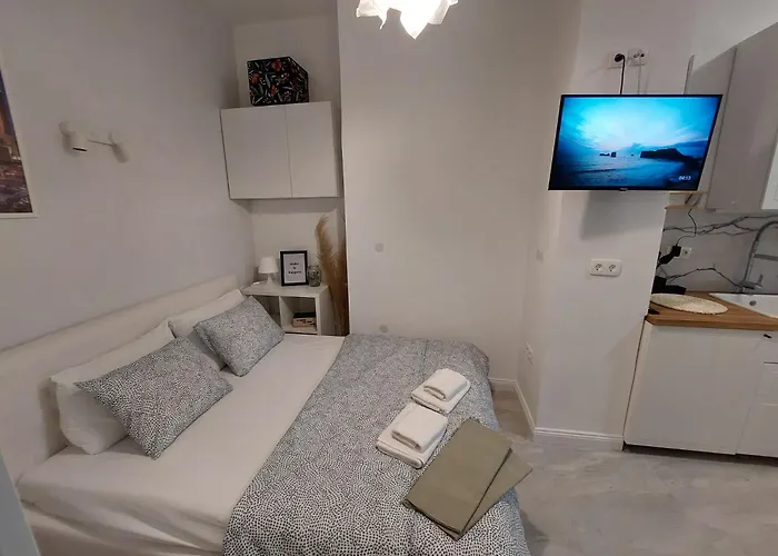 ゲストハウス Lipotica